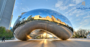 بسیاری از مکان های دیدنی معروف، مانند مجسمه بالای ورودی راکفلر پلازا و شیکاگو Cloud Gate، درخشش خود را از فولاد ضدزنگ می گیرند.